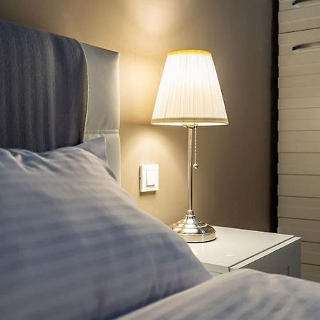 Modern - Central Apartment 부쿠레슈티 외부 사진